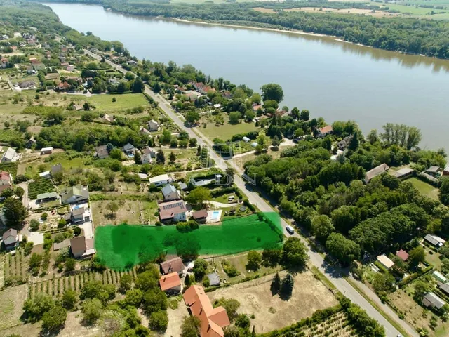 Eladó telek Mohács 2756 nm