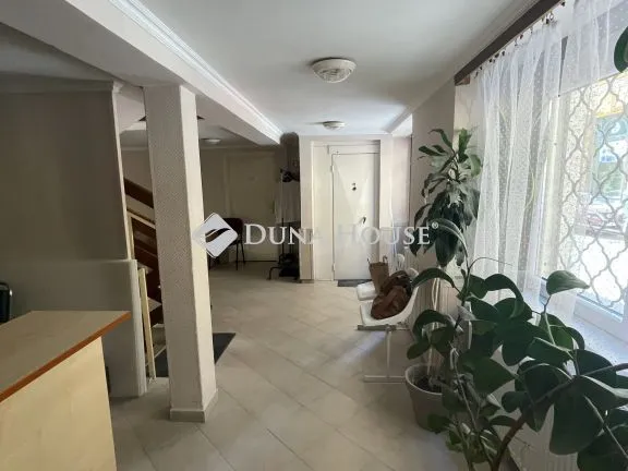 Eladó kereskedelmi és ipari ingatlan Budapest VIII. kerület 352 nm