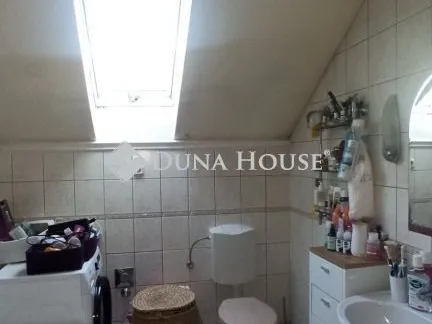 Eladó ház Budapest X. kerület, Bazalt utca 170 nm