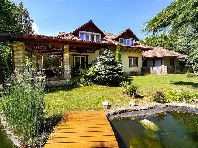 Eladó ház Mogyoród 200 nm