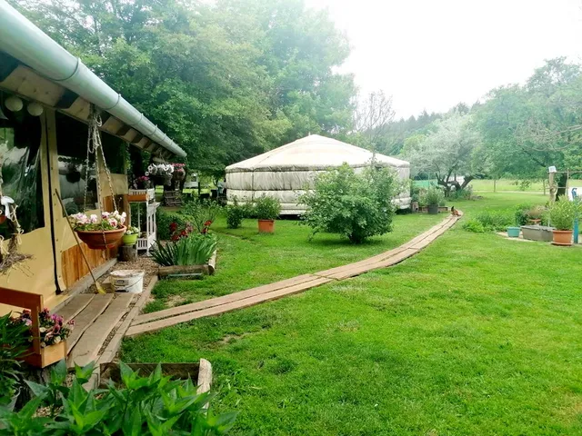 Eladó mezőgazdasági ingatlan Vácduka 160 nm