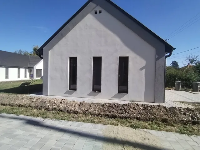 Eladó ház Biatorbágy 180 nm