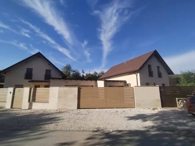 Eladó ház Telki 129 nm