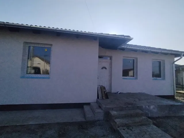 Eladó ház Kiskunlacháza 91 nm