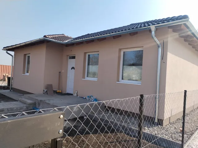 Eladó ház Kiskunlacháza 91 nm