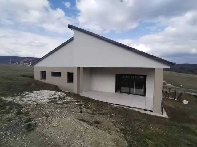 Eladó ház Szendehely 101 nm