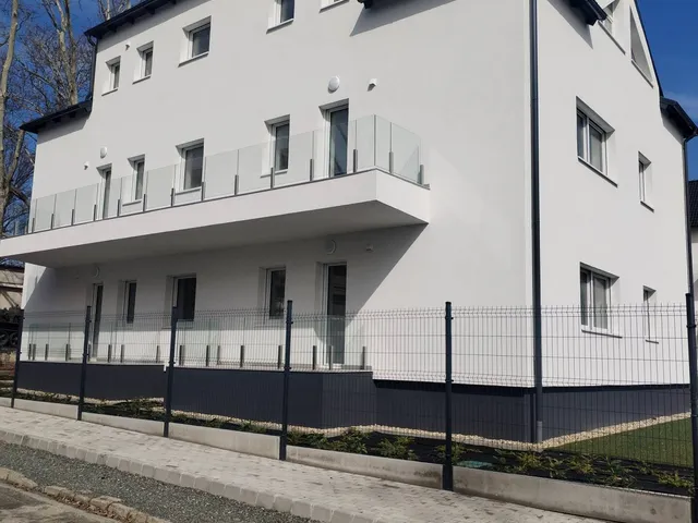 Eladó lakás Rétság 47 nm