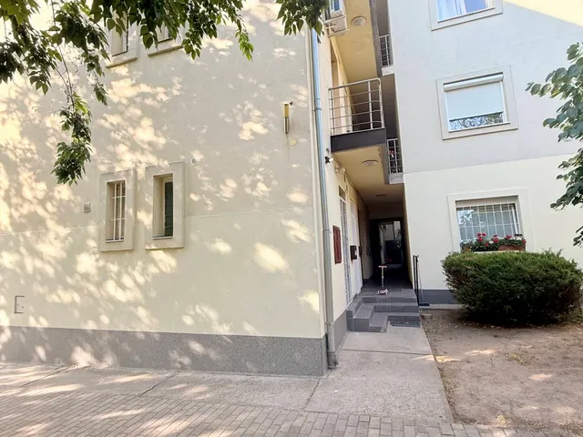 Eladó lakás Budapest XIV. kerület 30 nm