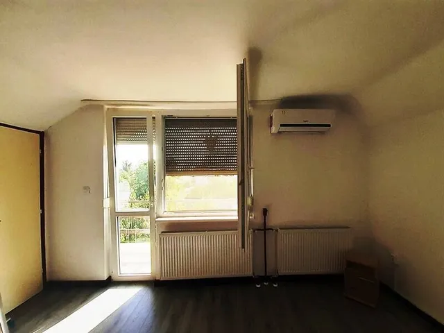 Eladó ház Budapest XVI. kerület 165 nm