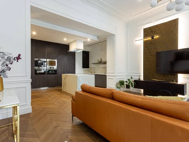 Eladó lakás Budapest VI. kerület 99 nm