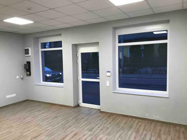 Kiadó kereskedelmi és ipari ingatlan Budapest XVI. kerület 44 nm