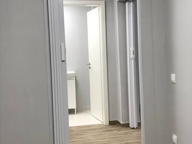 Kiadó kereskedelmi és ipari ingatlan Budapest XVI. kerület 44 nm