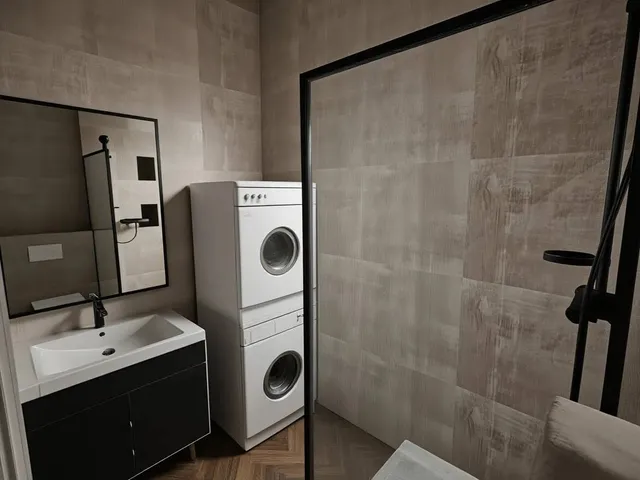 Eladó lakás Budapest VI. kerület 44 nm