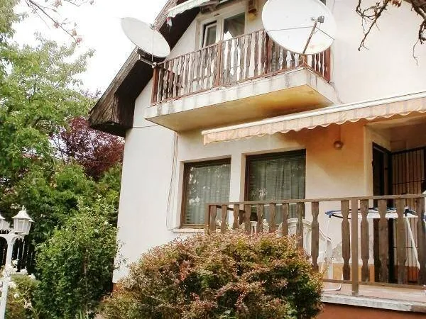 Eladó ház Budapest XVI. kerület 240 nm