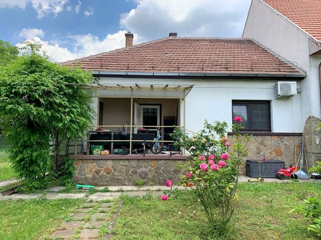 Eladó ház Budapest XVI. kerület 64 nm