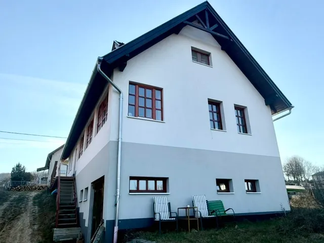 Eladó ház Pilisszentlászló 227 nm