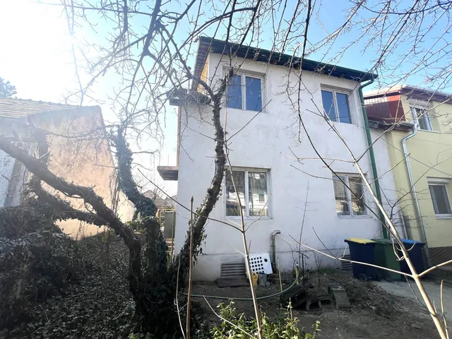 Eladó ház Budapest XV. kerület 90 nm