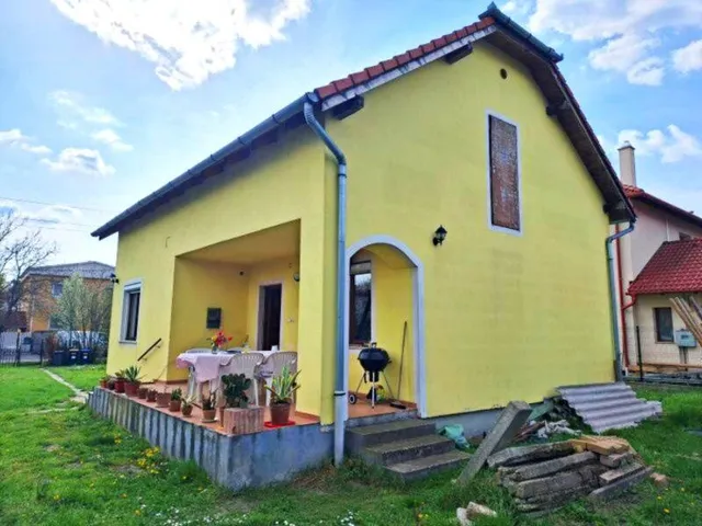 Eladó ház Budapest XVI. kerület 85 nm