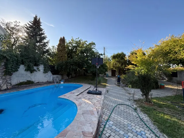 Eladó ház Dunakeszi 150 nm