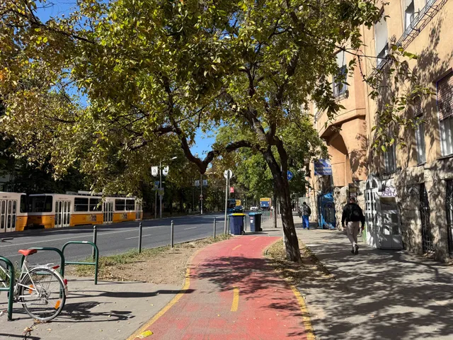 Eladó kereskedelmi és ipari ingatlan Budapest II. kerület 130 nm