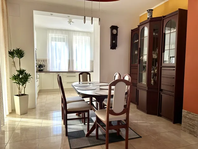 Eladó ház Győr, Ménfőcsanak 177 nm