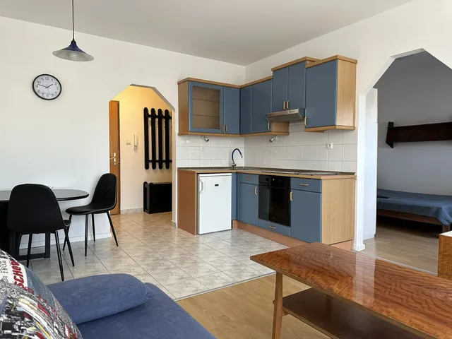 Kiadó lakás Győr, Nádorváros 39 nm