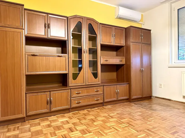 Kiadó lakás Győr, Nádorváros 43 nm