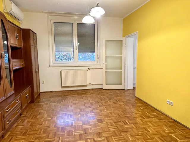 Kiadó lakás Győr, Nádorváros 43 nm