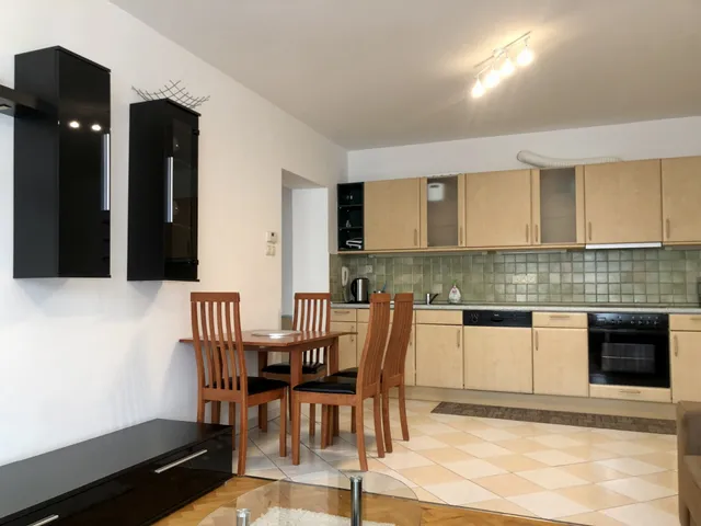 Kiadó lakás Győr, Belváros 61 nm