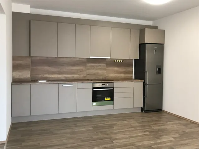 Kiadó lakás Győr, Szabadhegy 58 nm