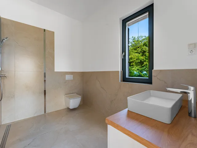 Eladó ház Gyenesdiás 210 nm