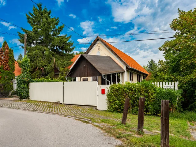 Eladó ház Szentendre 140 nm