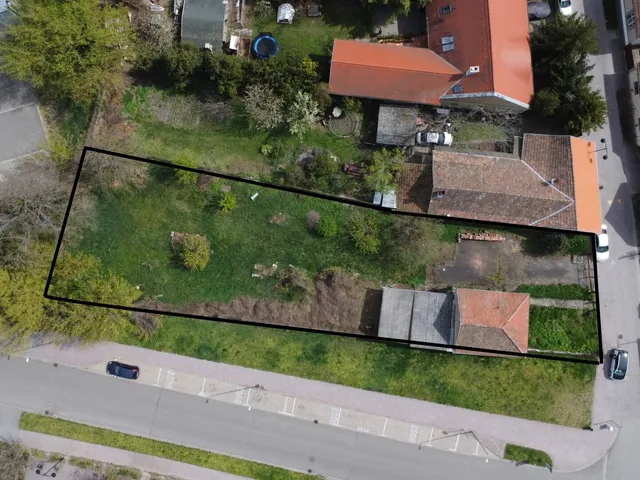 Eladó telek Hatvan 800 nm