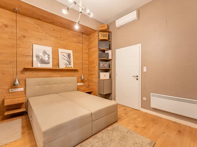 Eladó lakás Budapest VI. kerület 69 nm