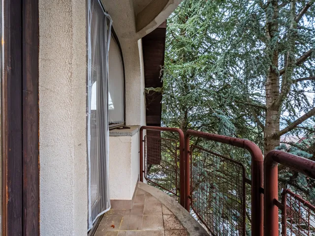 Eladó lakás Budapest XII. kerület 180 nm