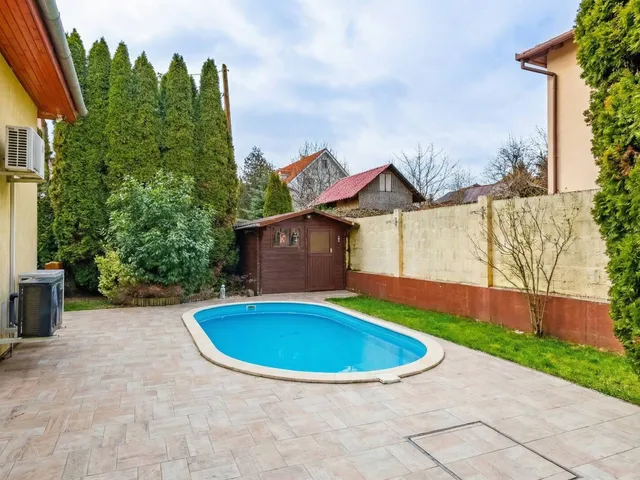 Eladó ház Csömör 175 nm