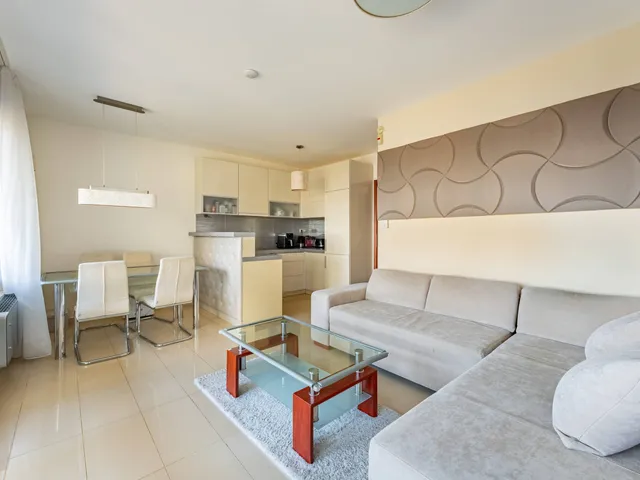 Eladó lakás Budapest III. kerület 74 nm