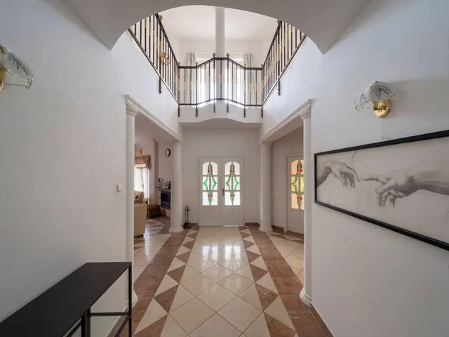 Eladó ház Budakeszi 344 nm