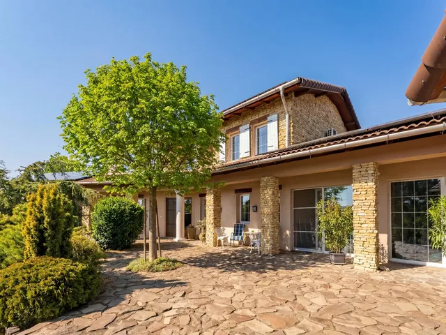 Eladó ház Piliscsaba 357 nm