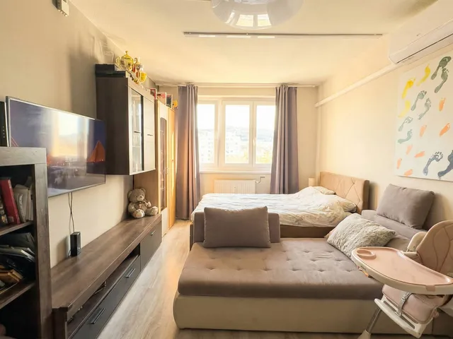 Eladó lakás Budapest III. kerület 69 nm