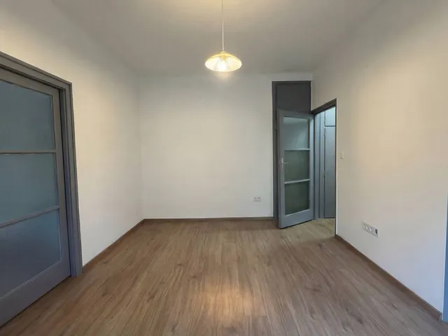 Eladó lakás Budapest III. kerület 37 nm