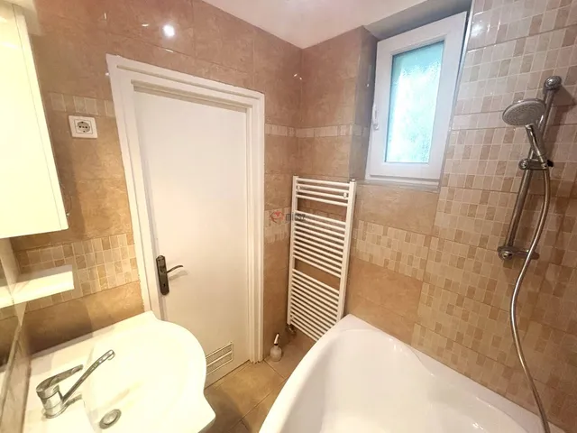 Kiadó lakás Szeged, Arany János utca 46 nm