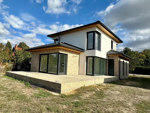 Eladó ház Szeged, Újszeged 207 nm