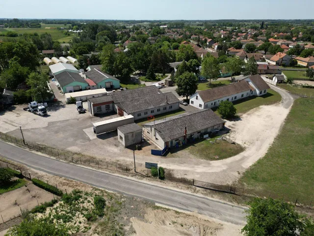 Eladó kereskedelmi és ipari ingatlan Domaszék 1380 nm