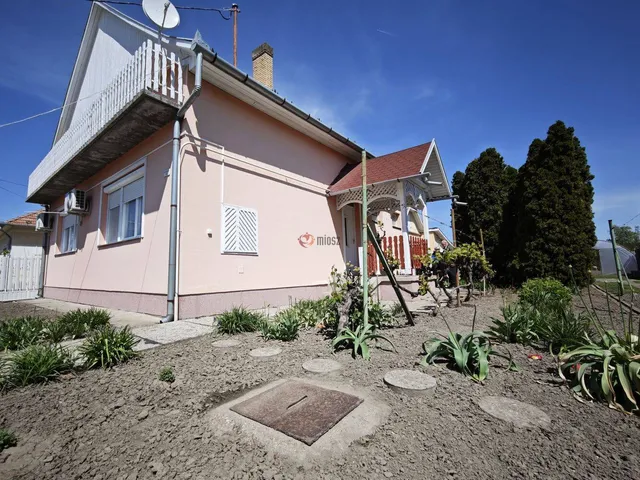 Eladó ház Röszke 119 nm