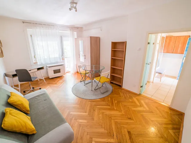 Kiadó lakás Szeged, Alsóváros, Petőfi Sándor sugárút