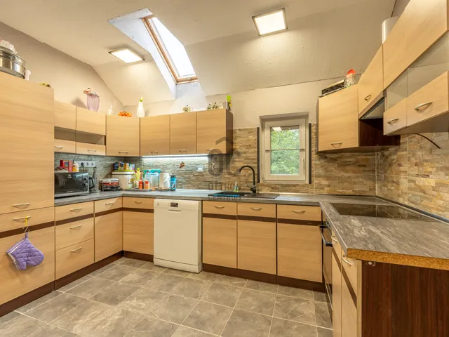 Eladó ház Halásztelek 225 nm