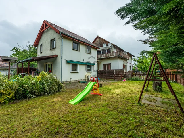 Eladó ház Halásztelek 225 nm