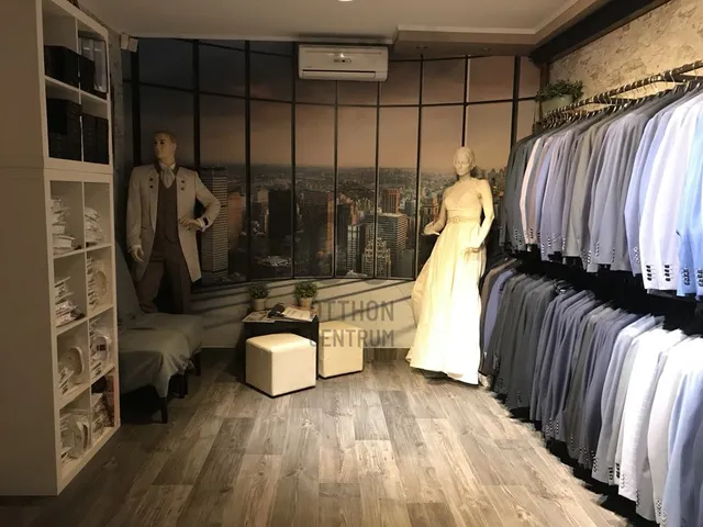 Eladó kereskedelmi és ipari ingatlan Százhalombatta 60 nm
