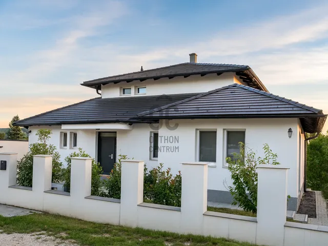 Eladó ház Nagykovácsi, Kültelek utca 313 nm